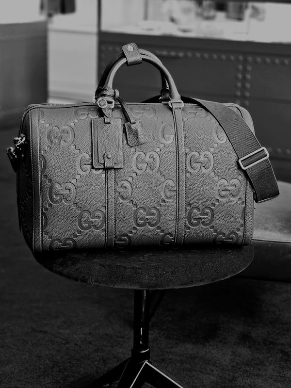 Sacs en cuir pour femme : élégance et savoir-faire depuis 1948